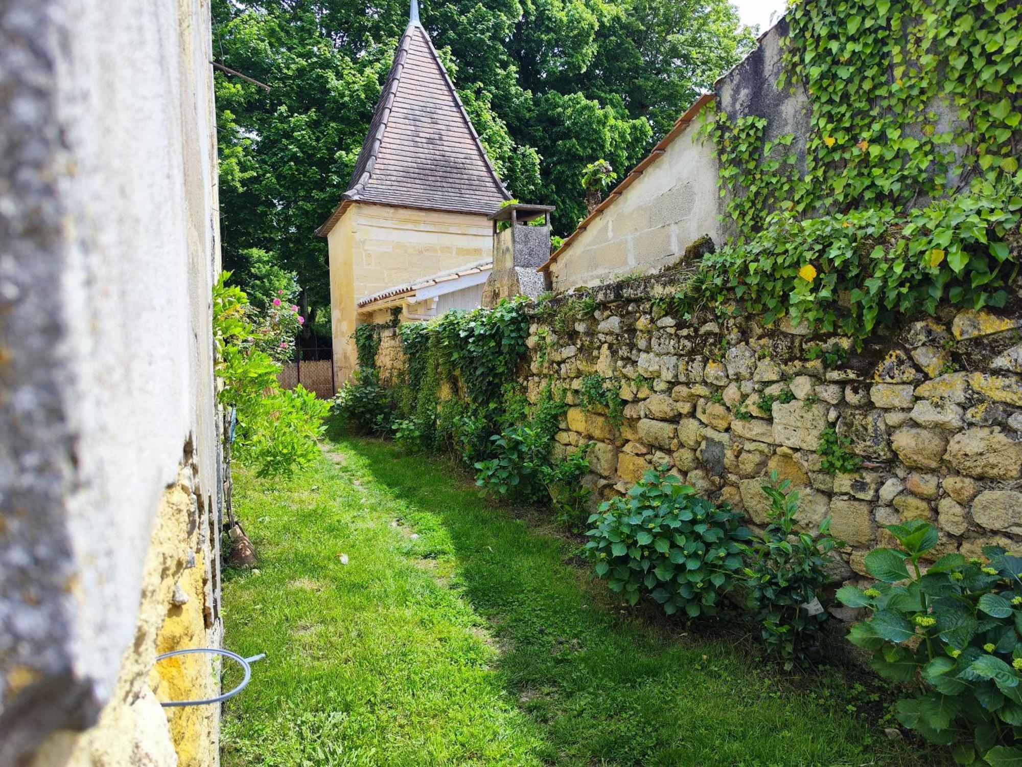 Jolie Villa Avec Piscine Dans Le St Emilionnais Sainte-Terre Eksteriør bilde